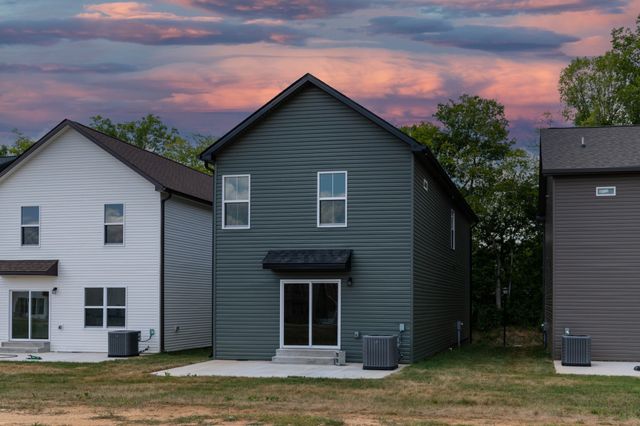 618 Southern Pass Run, Clarksville, TN 37043