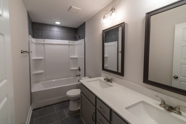 618 Southern Pass Run, Clarksville, TN 37043