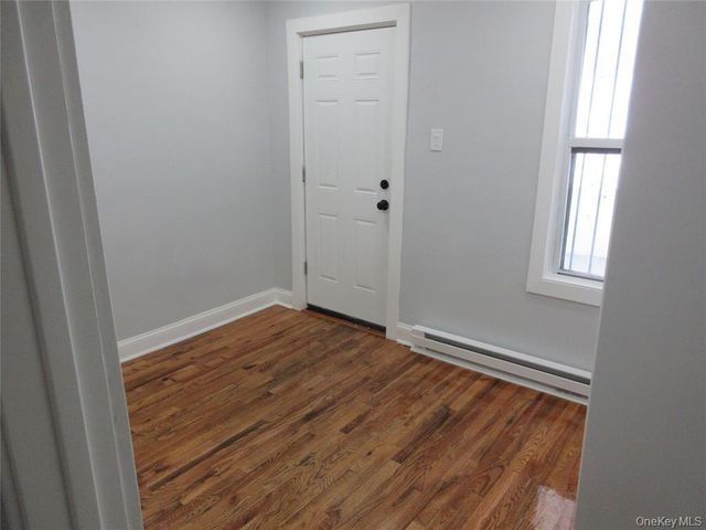 949 E 213th Street FL-1, Bronx, NY 10469