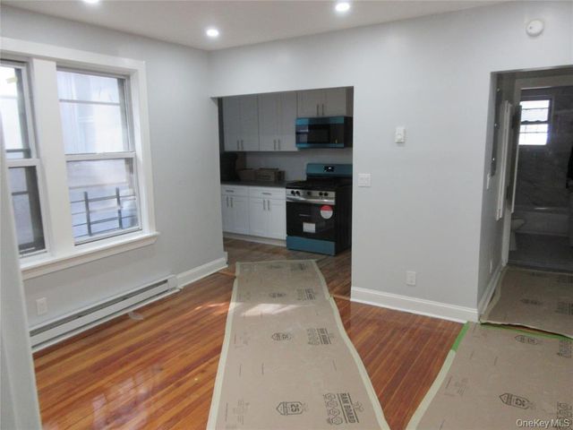 949 E 213th Street FL-1, Bronx, NY 10469