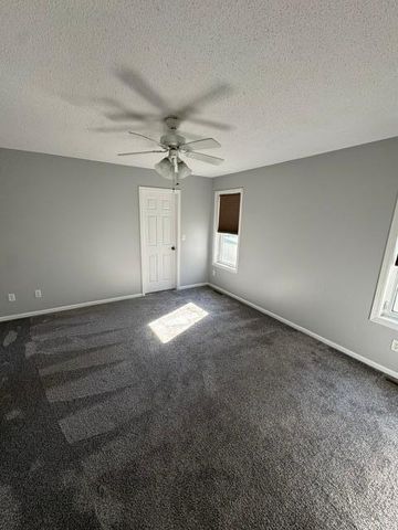 420 14th Avenue S, Fargo, ND 58103