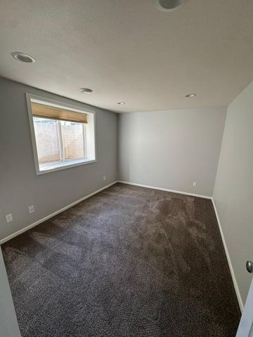 420 14th Avenue S, Fargo, ND 58103