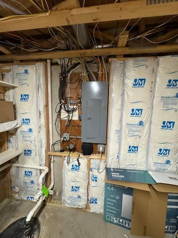 420 14th Avenue S, Fargo, ND 58103