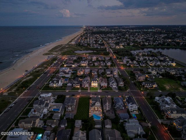 11 Union Avenue, Spring Lake, NJ 07762