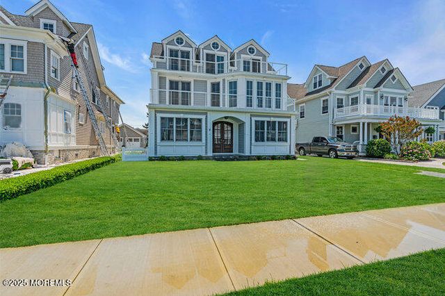 11 Union Avenue, Spring Lake, NJ 07762