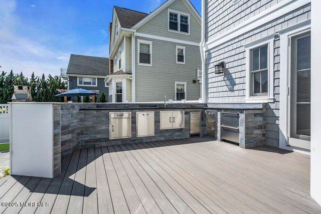 11 Union Avenue, Spring Lake, NJ 07762