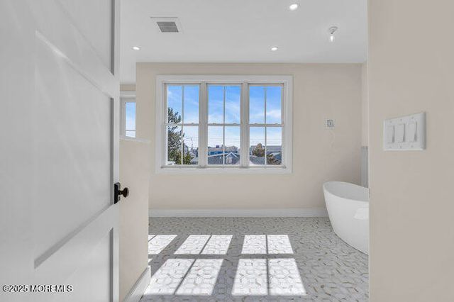 11 Union Avenue, Spring Lake, NJ 07762