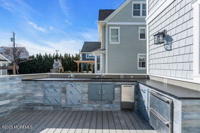 11 Union Avenue, Spring Lake, NJ 07762