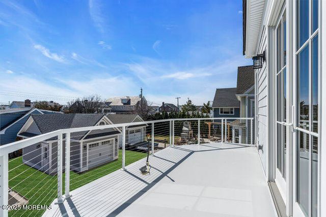 11 Union Avenue, Spring Lake, NJ 07762