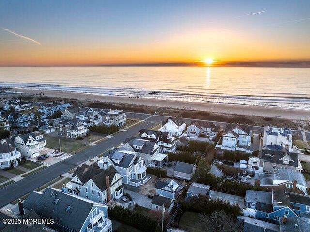 11 Union Avenue, Spring Lake, NJ 07762