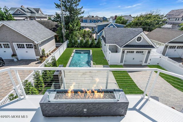 11 Union Avenue, Spring Lake, NJ 07762