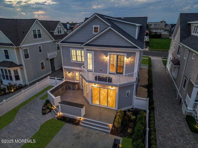 11 Union Avenue, Spring Lake, NJ 07762