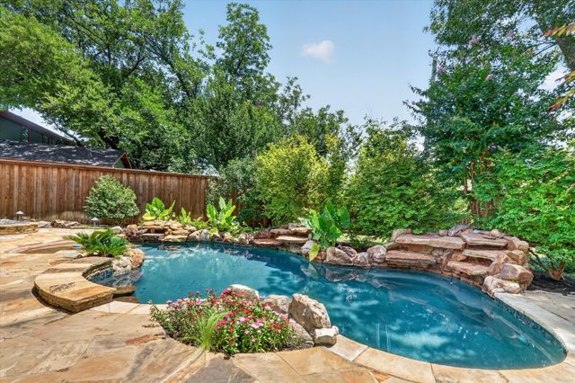 6032 Burgundy Road, Dallas, TX 75230