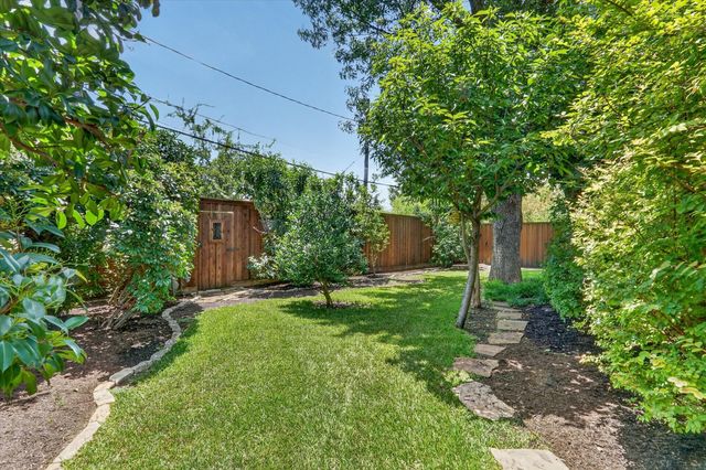 6032 Burgundy Road, Dallas, TX 75230