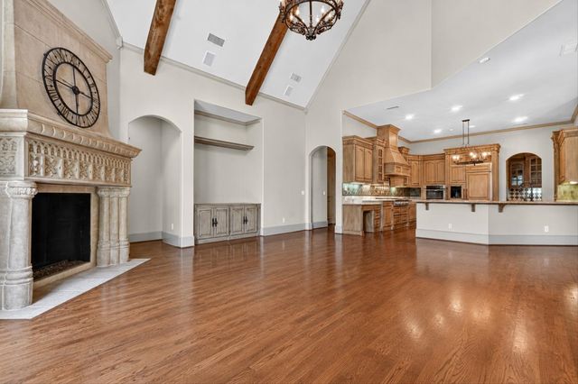 6032 Burgundy Road, Dallas, TX 75230