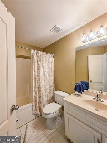 1973 Blue Heron Way, Lawrenceville, GA 30043