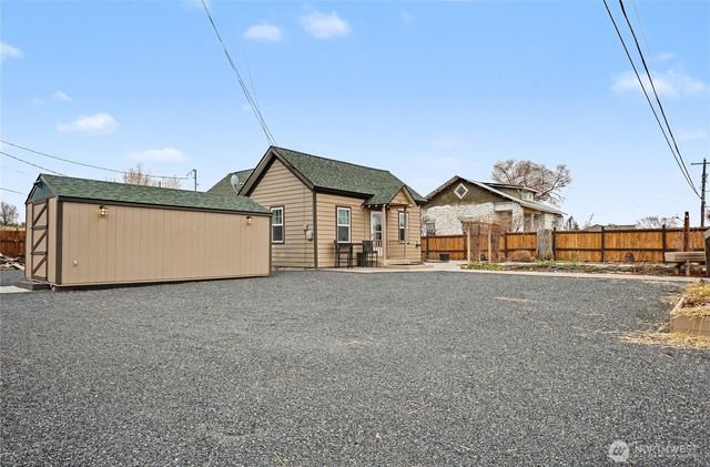 22 S Elder Street, Soap Lake, WA 98851
