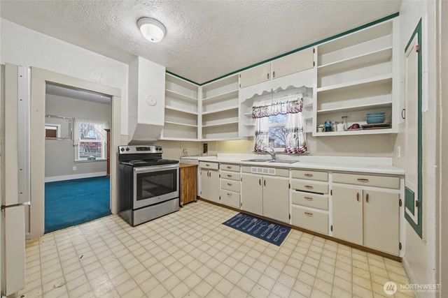 22 S Elder Street, Soap Lake, WA 98851