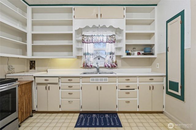 22 S Elder Street, Soap Lake, WA 98851