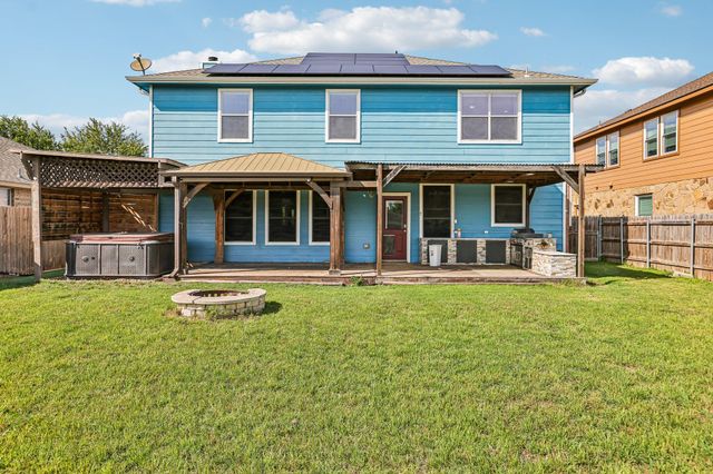 112 Floating Leaf DR, Hutto, TX 78634