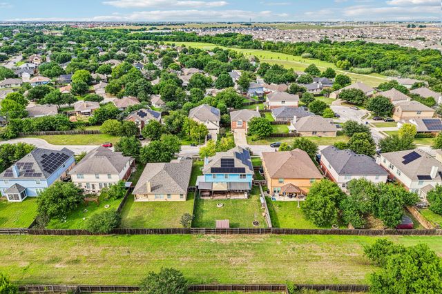 112 Floating Leaf DR, Hutto, TX 78634
