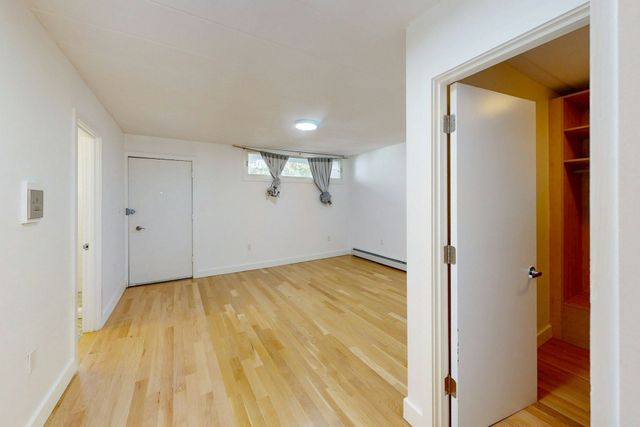 345 Harvard St 2 E-F, Cambridge, MA 02138