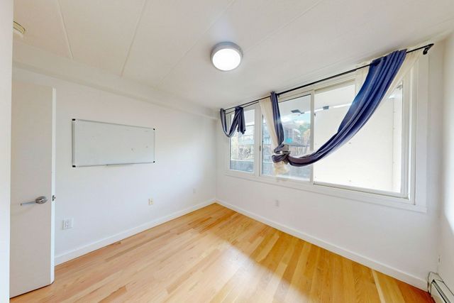 345 Harvard St 2 E-F, Cambridge, MA 02138
