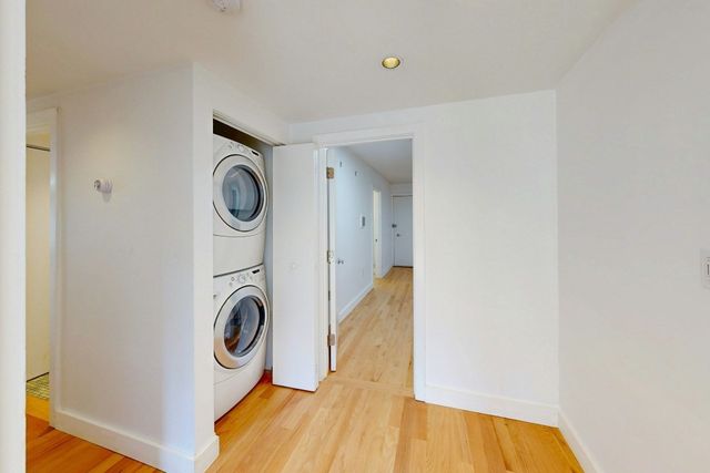 345 Harvard St 2 E-F, Cambridge, MA 02138