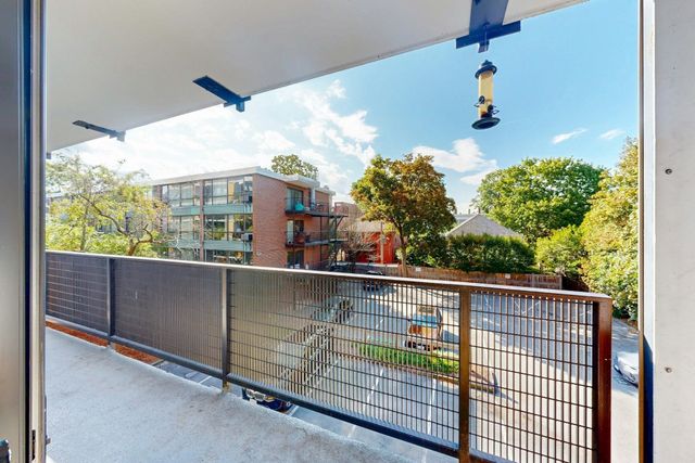 345 Harvard St 2 E-F, Cambridge, MA 02138