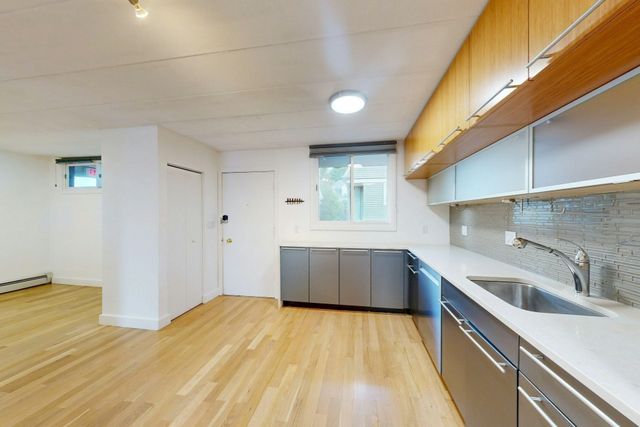 345 Harvard St 2 E-F, Cambridge, MA 02138