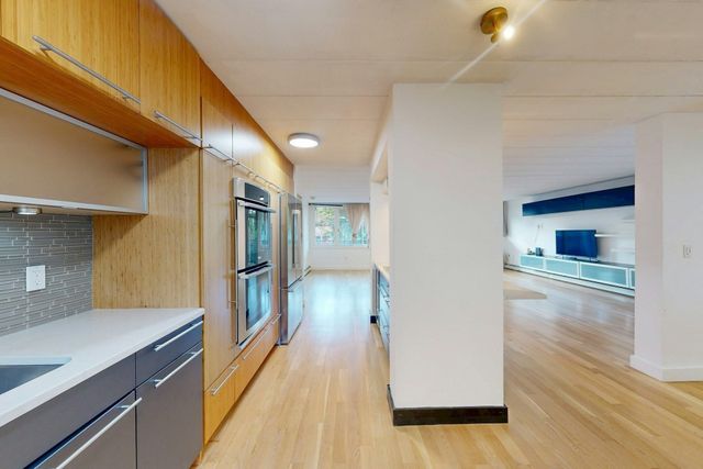 345 Harvard St 2 E-F, Cambridge, MA 02138
