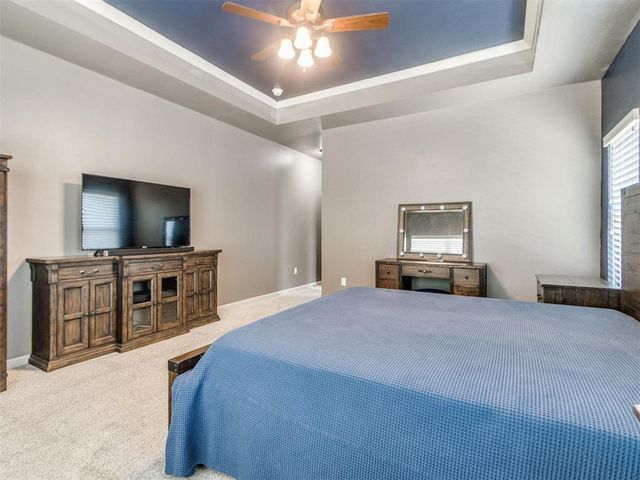 10915 Sara Court, Midwest City, OK 73130