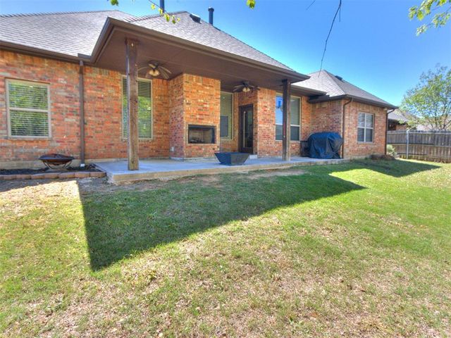 10915 Sara Court, Midwest City, OK 73130