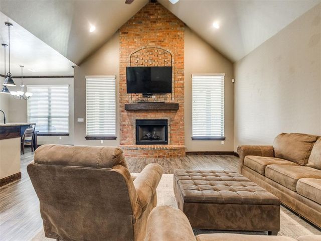 10915 Sara Court, Midwest City, OK 73130