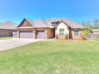 10915 Sara Court, Midwest City, OK 73130