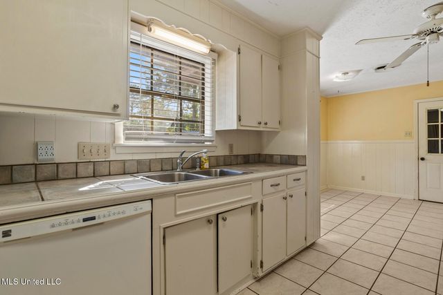 119 Fern Valley Road, Brandon, MS 39042
