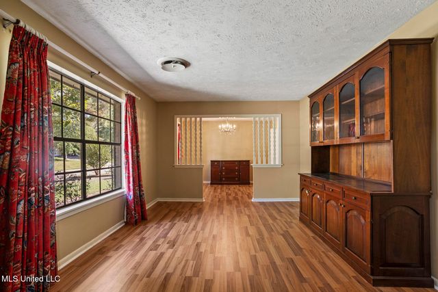 119 Fern Valley Road, Brandon, MS 39042