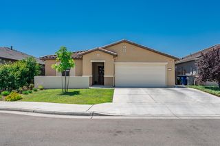 6883 E Woodward Avenue, Fresno, CA 93727