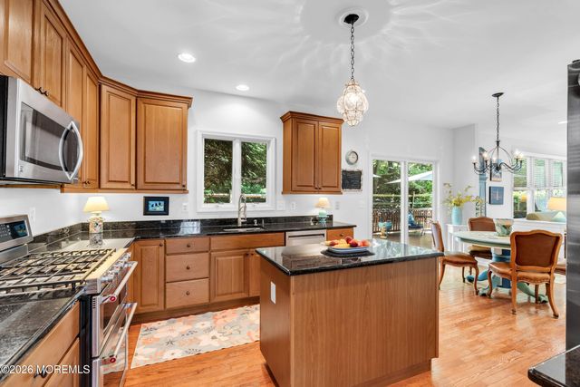 55 Sydney Court, Atlantic Highlands, NJ 07716