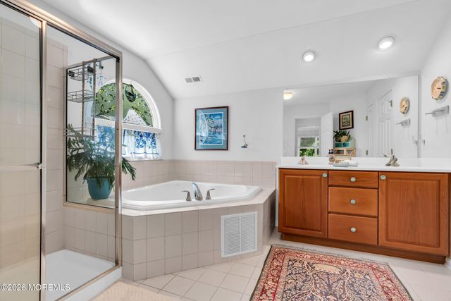 55 Sydney Court, Atlantic Highlands, NJ 07716