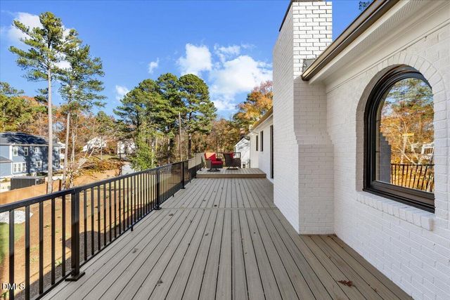 509 Oakland Drive, Raleigh, NC 27609