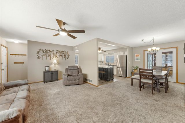 3330 68th Court E, Inver Grove Heights, MN 55076