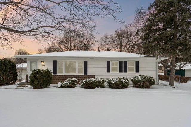 3330 68th Court E, Inver Grove Heights, MN 55076