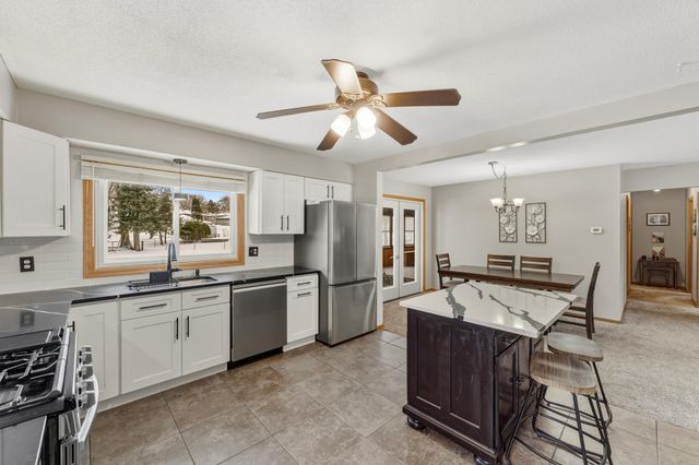 3330 68th Court E, Inver Grove Heights, MN 55076