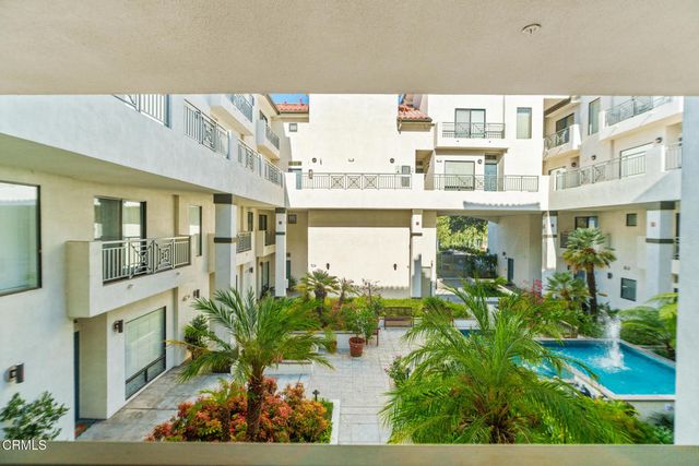 111 S Oak Knoll Avenue 107, Pasadena, CA 91101