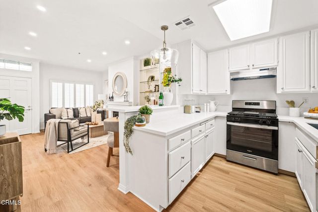 111 S Oak Knoll Avenue 107, Pasadena, CA 91101