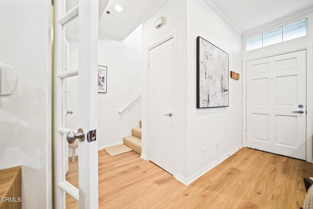 111 S Oak Knoll Avenue 107, Pasadena, CA 91101