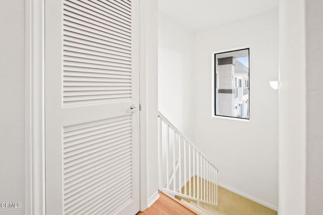 111 S Oak Knoll Avenue 107, Pasadena, CA 91101
