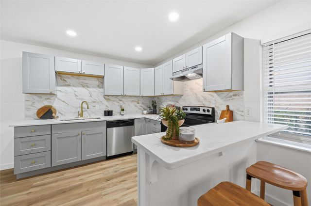 816 Green Cove Lane, Dallas, TX 75232