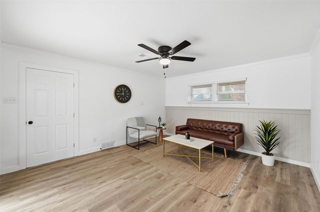 816 Green Cove Lane, Dallas, TX 75232